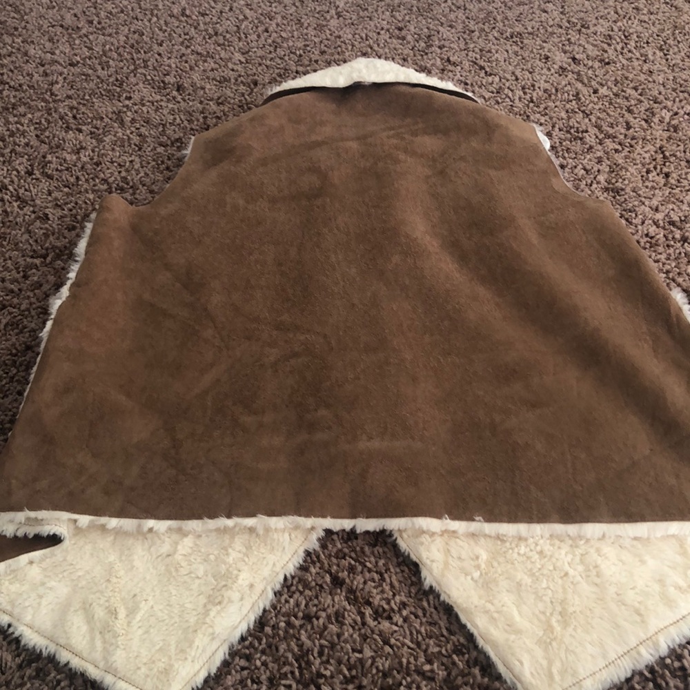 Soft Vest - Picture 2 of 2